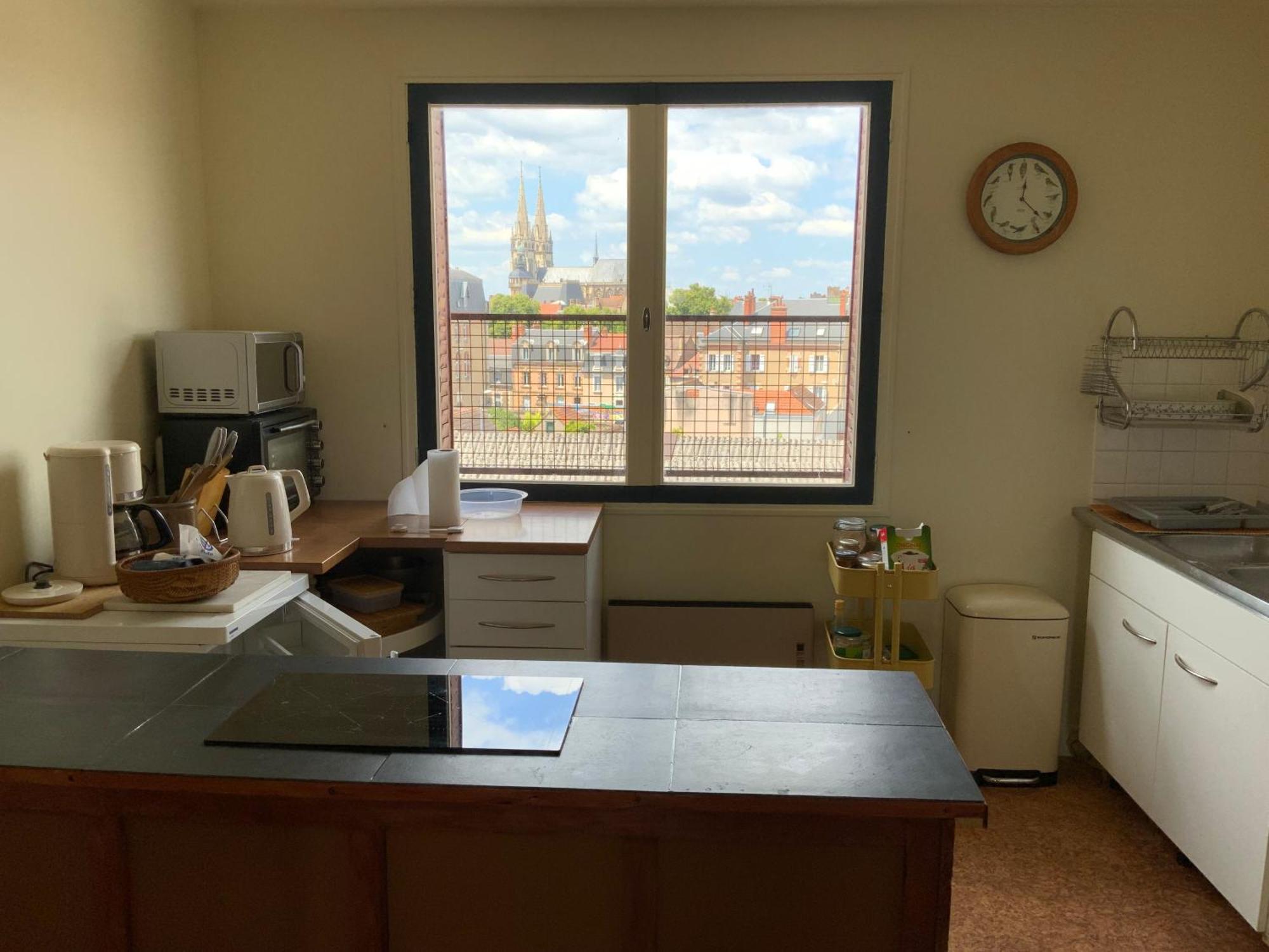 Studio 63M2 3Eme Etage Ou Chambre Dans Appartement 2Eme Etage Pour Sejours A Moulins Мулен Екстер'єр фото